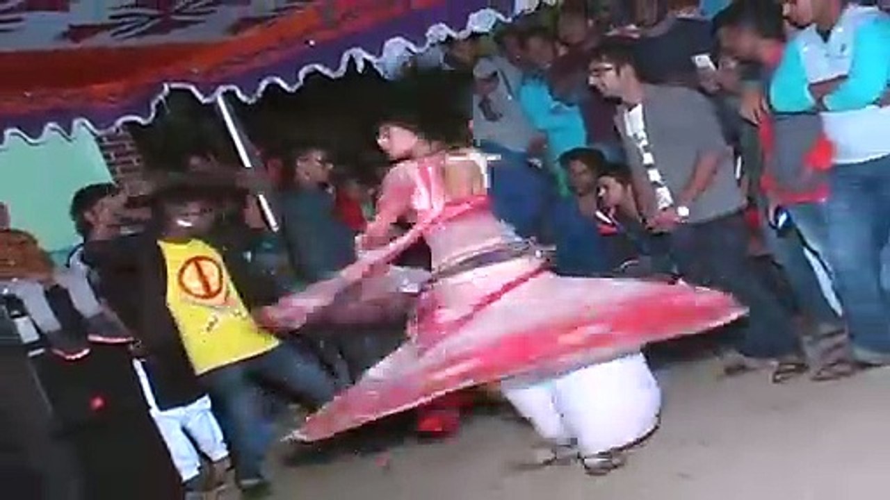 The city girl did a very good dance at the stage