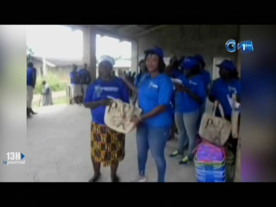 RTG/Célébration de la fête des mères en différé au canton Ouéle - remise de cadeaux aux mamans par la délégation de la député