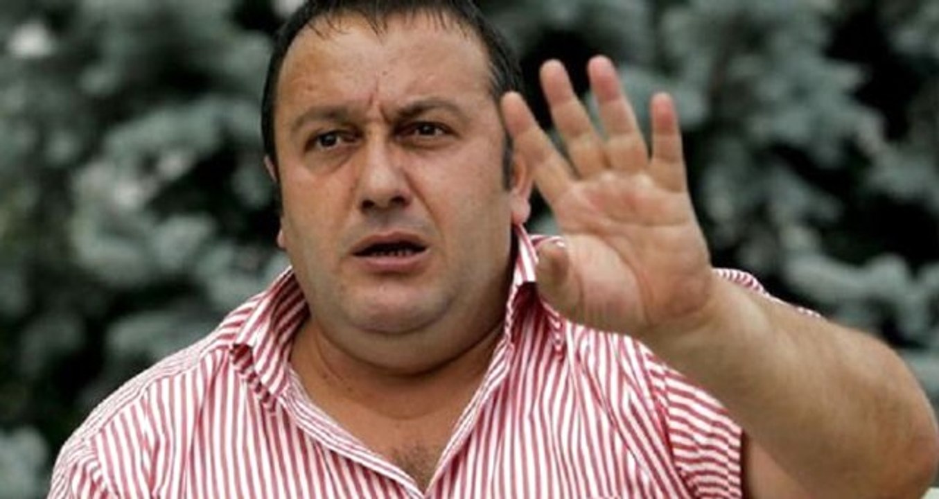 İsmail Türüt'ten İstanbul seçimleri için özel türkü: Karşınızda Binali, İstanbul'un mimarı