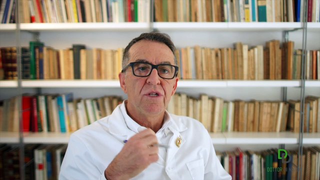 Scopri come sono fatti i tuoi capelli, perché stanno cadendo e quali sono i principali errori che stai commettendo nel tentativo di farli smettere!