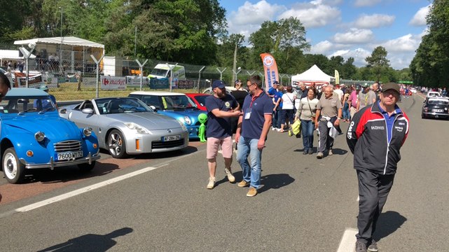 A Mulsanne, les passionnés d’auto ont pris possession du circuit