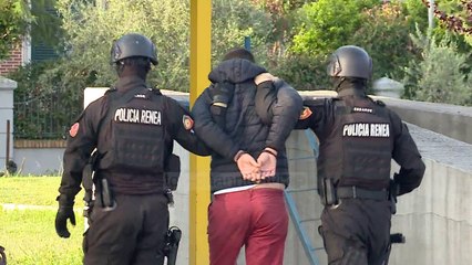 Super-aksion për Çapjat/ Policia zbarkon në Elbasan - Top Channel Albania - News - Lajme