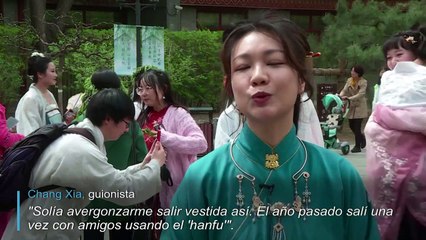 El vestido tradicional chino vuelve a estar de moda