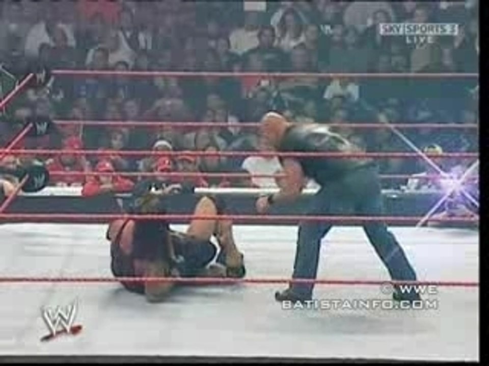 WWE Cyber Sunday 2007 - The Undertaker vs Batista_video1