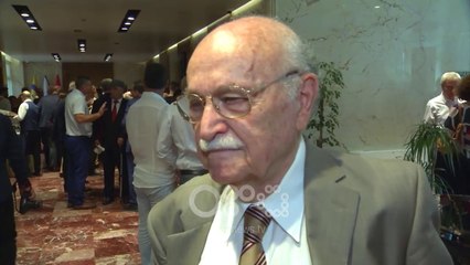 RTV Ora - Ish-kryeministri Meksi: Vendimet e Fletores Zyrtare, të detyrueshme për zbatim