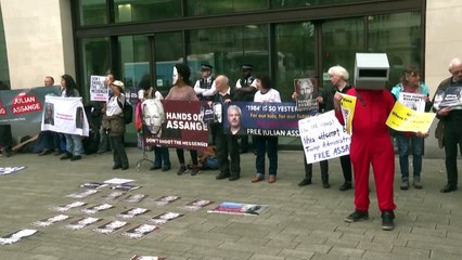Assange tendrá su vista de extradición a EEUU hasta febrero de 2020