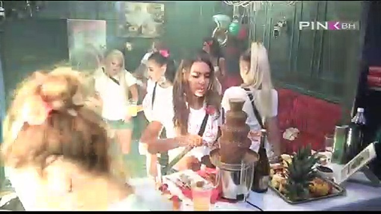 (1)