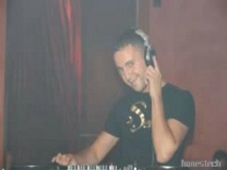 Dj semrai hihihi enfin