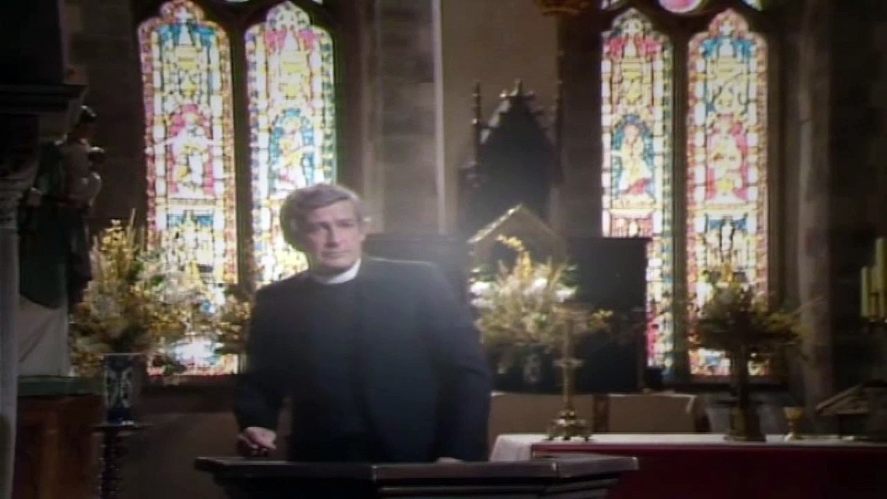 BBC Classic Comedy - Dave Allen P0