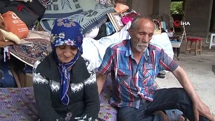 Oğulları Tarafından Sokağa Atılan Anne Babanın Gözyaşları