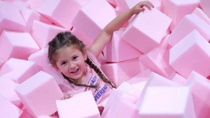 Tirana, 45 kënde lojërash. Përurohet këndi “Latitude” - Top Channel Albania - News - Lajme