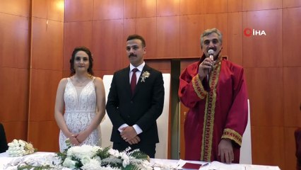 32 bin nikahın ardından kendi kızının nikahını da kıydı