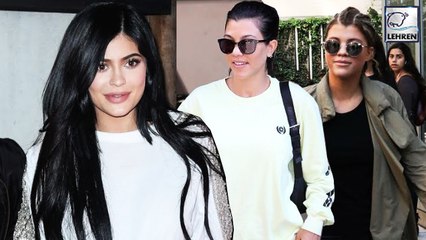 Here's How Kylie Is Helping Kourtney & Sofia Become Close Friends!