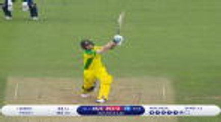 Smith hits huge six off Malinga