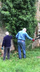 Semur-en-Auxois : opération nettoyage des piliers du viaduc