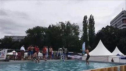 Besançon : une waterline  installée au-dessus du bassin de Grandes Heures Nature