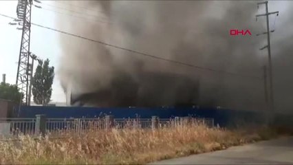 İZMİR Torbalı'da geri dönüşüm fabrikasında yangın