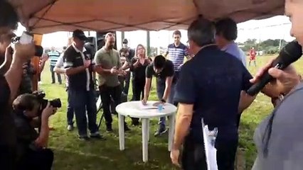 Prefeito assina ordem de serviço para revitalização do Complexo Esportivo na Região Norte