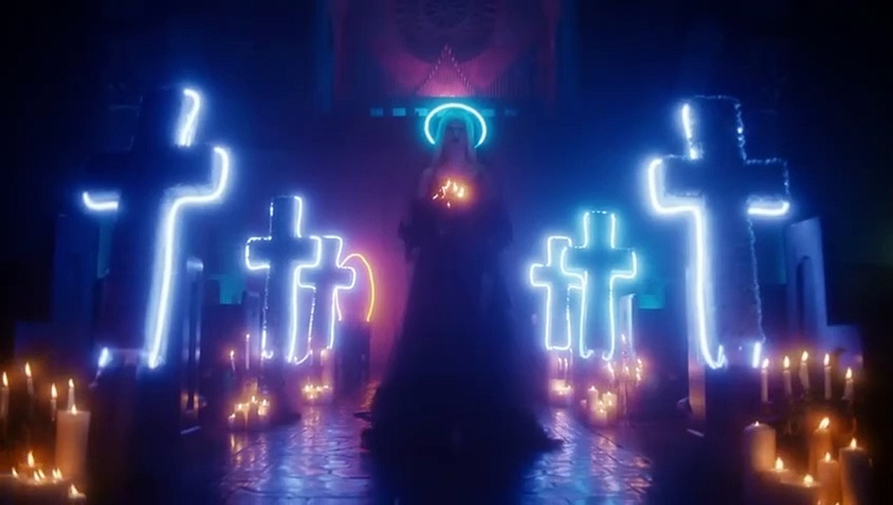 Iggy Azalea - Savior ft. Quavo