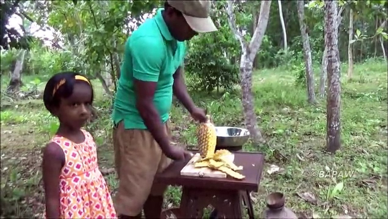Village de la Nourriture  Délicieux Dessert Simple, préparé dans mon Village par mon Papa