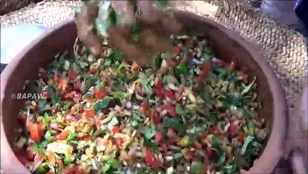 Omelette Masala, Curry préparé dans mon Village par la grand-mère | la Vie du Village