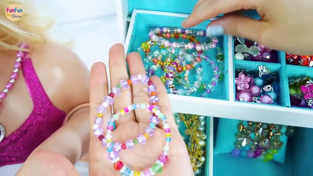 giant barbie head styling doll makeup cosmetic set