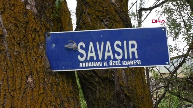 ARDAHAN 50 HANELİ KÖY HEYELAN NEDENİYLE BOŞALTILIYOR