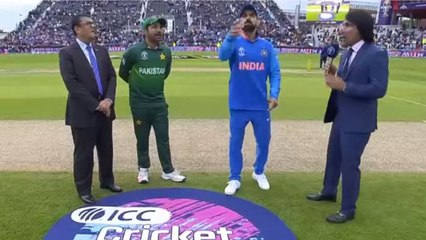 India vs Pakistan World Cup 2019: Pakistan bowl first, Vijay in for Dhawan | वनइंडिया हिंदी