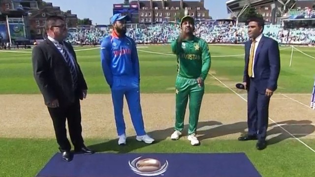 ICC Cricket World Cup 2019: IND v PAK | Pak Won The Toss And Elected To Bowl First