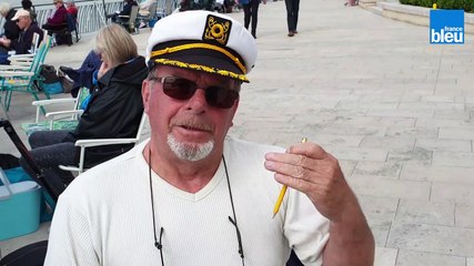 Grande parade : Jacques et Monique, levés tôt pour attendre les bateaux à Rives-en-Seine