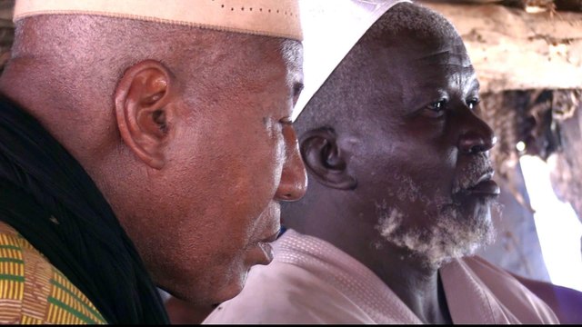 Mali protests: Mourners call on president to resign