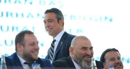 Fenerbahçe'de Ali Koç yönetimi ibra edildi