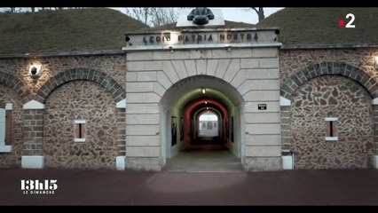 Du chef d'entreprise au clandestin, vingt personnes tentent chaque jour leur chance pour intégrer la Légion étrangère