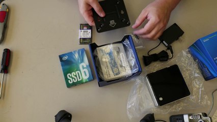 Assembling an Intel NUC