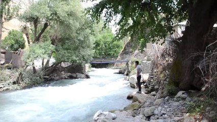 Habur Çayı'na düşen çocuğu arama çalışmaları devam ediyor