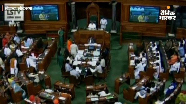 प्रज्ञा ठाकुर की शपथ के दौरान विवाद