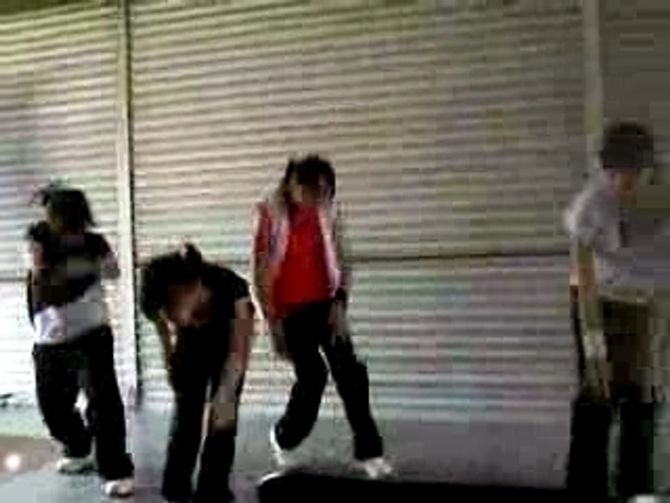 sa se prend pour les DBSK? xD