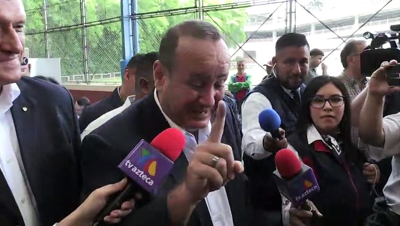 Guatemala elige nuevo presidente agobiada por la pobreza y la corrupción