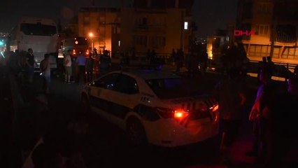 MOTOSİKLET PARK HALİNDEKİ OTOBÜSE ÇARPTI 1 ÖLÜ, 1 AĞIR YARALI