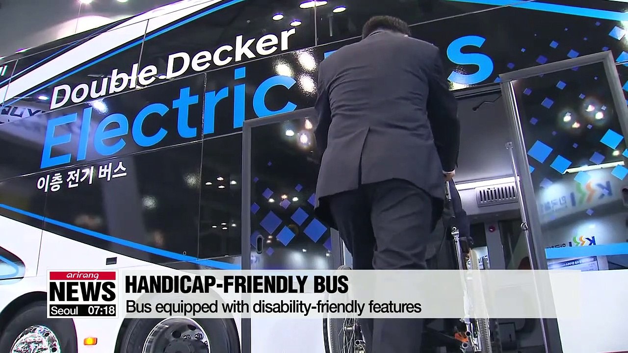 S. Korea showcases eco-friendly transporations including double-decker bus