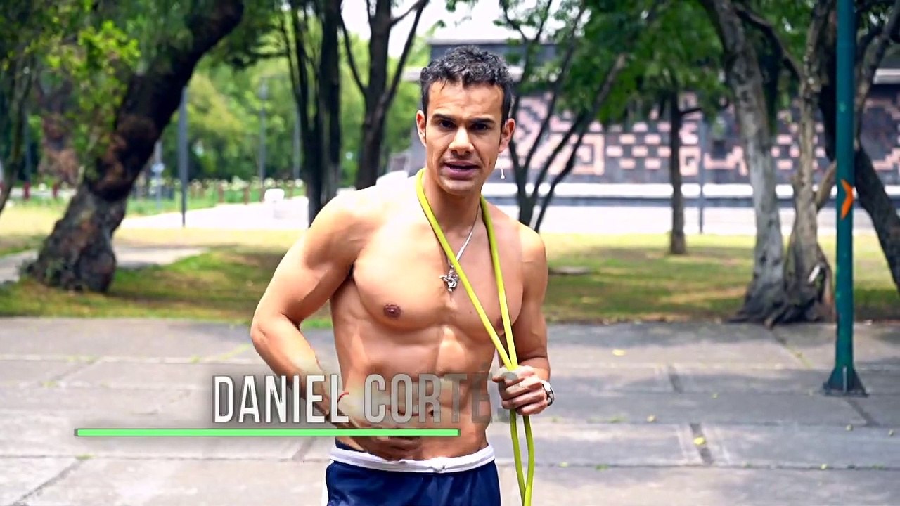 Vida Zen |  Ejercita tus brazos y abdomen con la ayuda de un poste