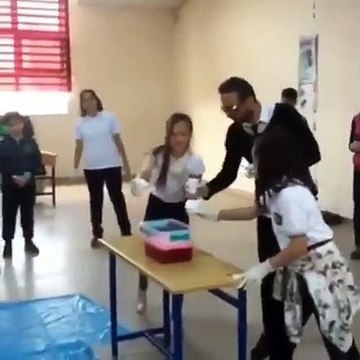 Une expérience exceptionnelle lors d'un cours de chimie