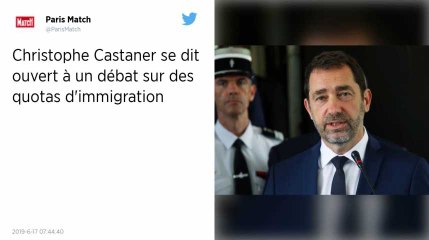 Immigration. Christophe Castaner ouvert à un débat sur des quotas