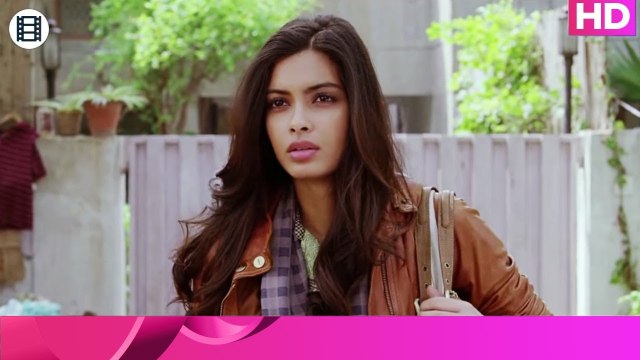 Most Romantic Love Proposals In Bollywood -