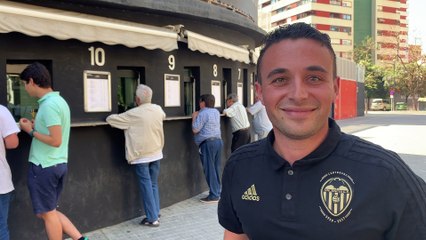 La afición pide a gritos que Kangin Lee se quede