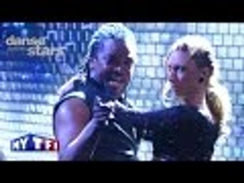 DALS S05 - Un paso doble avec Anthony Kavanagh et Silvia sur ''Staying alive'' (Bee Gees)