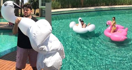 Kilolarıyla eleştirilen Eser Yenenler, balon flamingoyu patlattı