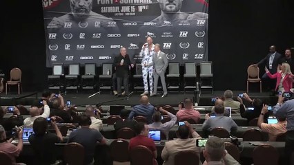 Fury galibiyeti şarkıyla kutladı!