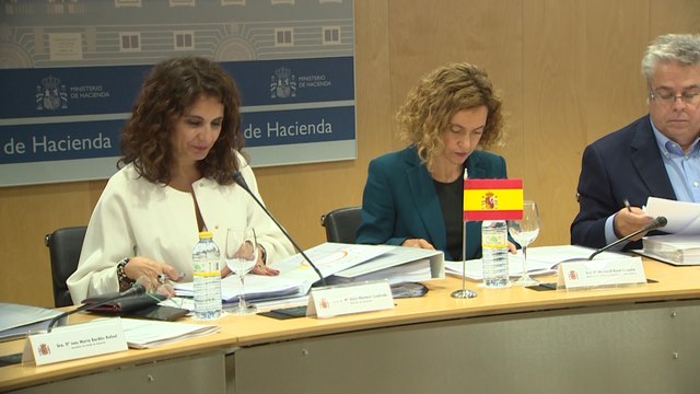 Hacienda cierra la puerta a una reunión bilateral con Cataluña