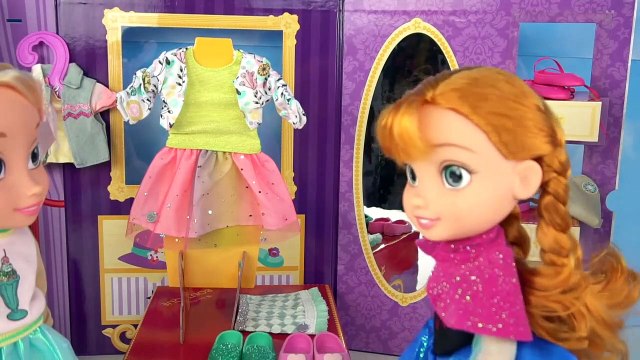 Toddler Elsa & Anna Go Shopping at The Mall - AG Hotel Morning Routine